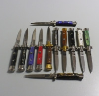 Vintage / Lotto 12 pezzi coltelli a scatto rotti per collezione - Italian stiletto