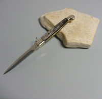 Coltello a scatto Cm.30 Mod.Siciliano chiusura anello Corno di bufalo scuro delle risaie naturale - Italian stiletto