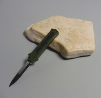 Coltello a scatto frontale Cm.20,50 Mod.F16 Nato OTF Combat/bvn - Stiletto automatico