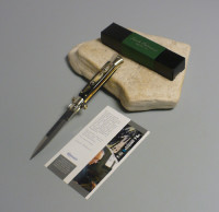 Coltello a scatto Cm.23 Mod.Sbcbr/23-1 Pick Lock Corno di bufalo brasilian -Italian stiletto