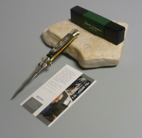 Coltello a scatto Cm.23 Mod.Skcbr/23-1 Pick Lock Corno di bufalo brasilian -Italian stiletto