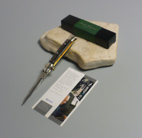 Coltello a scatto Cm.23 Mod.Skcbsc/23-1 Pick Lock Corno di bufalo scuro lucido del Canada -Italian stiletto