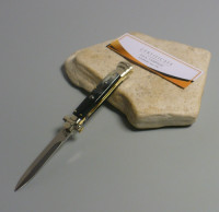 Coltello a scatto Cm.23 Mod.Maltese Corno di bufalo brasilian/1 - Italian stiletto