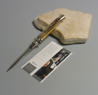 Coltello a scatto Cm.28 Mod.Sdapczm/28 By Latama Punta di corno di zebu'del Madagascar -Italian stiletto
